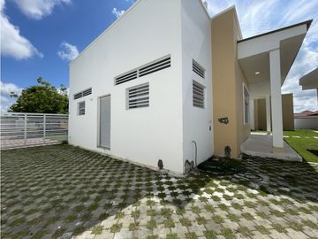 ESTRENA CASA EN UNO DE LOS MEJORES CONJUNTOS DE MONTERIA