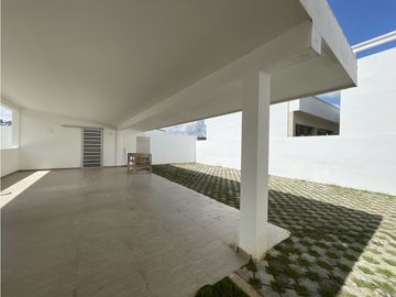 ESTRENA CASA EN UNO DE LOS MEJORES CONJUNTOS DE MONTERIA