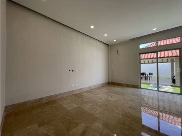 ESTRENA CASA EN UNO DE LOS MEJORES CONJUNTOS DE MONTERIA