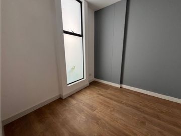 vendo linda casa de dos niveles con excelente ubicación y zona verde