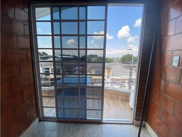 Se vende y / o permuta casa multifamiliar Tres pisos Zamorano Palmira