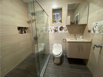 Se vende y / o permuta casa multifamiliar Tres pisos Zamorano Palmira