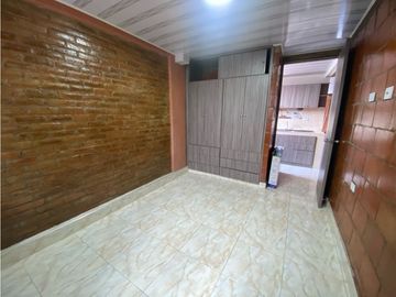 Se vende y / o permuta casa multifamiliar Tres pisos Zamorano Palmira