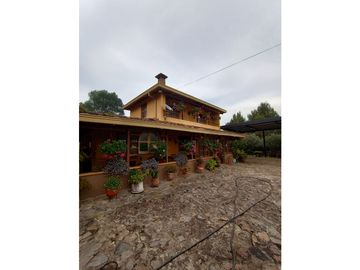 FINCA VENTA GUARNE VEREDA MONTAÑEZ