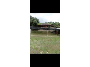 VENTA Casa Finca productiva con Dos lagos de pesca
