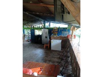 VENTA Casa Finca productiva con Dos lagos de pesca