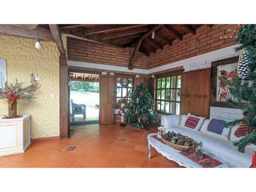Finca Con Casa Tradicional En Venta Guarne Antioquia