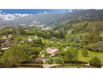 Finca Con Casa Tradicional En Venta Guarne Antioquia