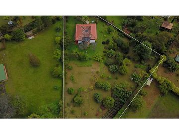 Finca Con Casa Tradicional En Venta Guarne Antioquia