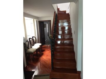 P.H. Batán 4 hab 5 baños 2 terrazas 40 mtrs2 160 mtrs2 ascensor 2 parq
