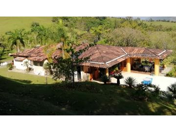 FINCA DE RECREO EN VENTA CERRO LA TUSA BOLOMBOLO