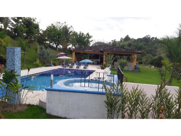 FINCA DE RECREO EN VENTA CERRO LA TUSA BOLOMBOLO