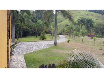 FINCA DE RECREO EN VENTA CERRO LA TUSA BOLOMBOLO