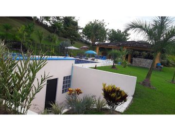 FINCA DE RECREO EN VENTA CERRO LA TUSA BOLOMBOLO