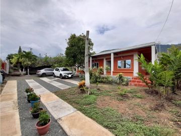 Casa campestre a puerta cerrada en venta / permuta - Tablones Palmira