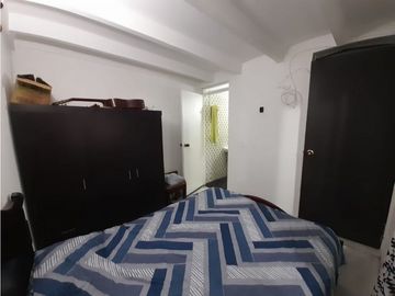 Casa de tres pisos en venta Barrio Palmeras de Marsella Palmira Valle