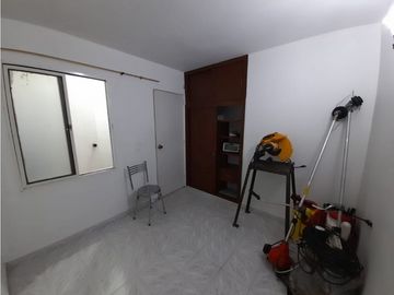 Casa de tres pisos en venta Barrio Palmeras de Marsella Palmira Valle