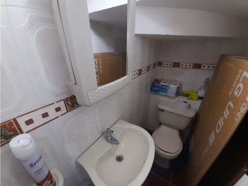 Casa de tres pisos en venta Barrio Palmeras de Marsella Palmira Valle