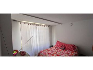 Casa En Buen Barrio De La Mesa Cundi