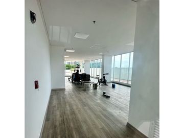 Apartamento en VENTA o ALQUILER, sector Clinica Porto Azul