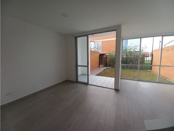 VENDO HERMOSA  CASA CONJUNTO RESIDENCIAL SOL DE LA LLANURA, JAMUNDI