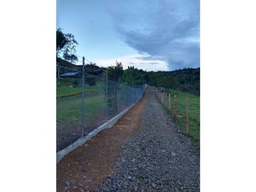 VENTA DE FINCA CAMPESTRE DE 10.500 M2 EN LA CUMBRE VALLE DEL CAUCA