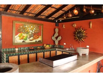 Se vende increíble finca con piscina 5.049 m2 de terreno Rozo Valle