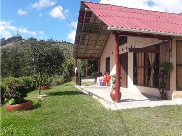 En Venta Finca en el Peñol- Guatape