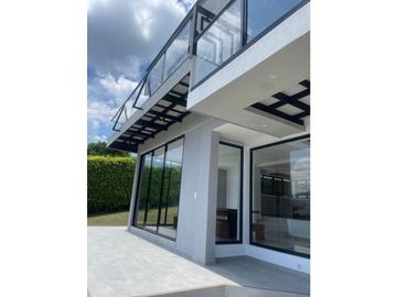 Lago Calima - Finca en parcelación en venta