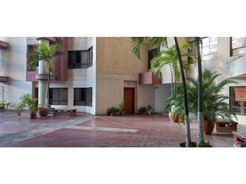 En venta apartamento de 2 alcobas sin muebles en Bavaria-02