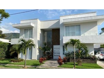 VENTA HERMOSA CASA CAMPESTRE VALLE VERDE JAMUNDI