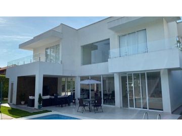 VENTA HERMOSA CASA CAMPESTRE VALLE VERDE JAMUNDI