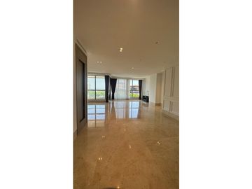 SE VENDE APARTAMENTO EN EL GOLF