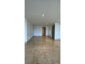 SE VENDE APARTAMENTO EN EL GOLF