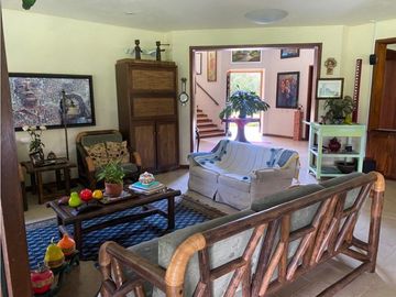 CASA FINCA EN RIONEGRO SECTOR LLANO GRANDE  UNIDAD CERRADA