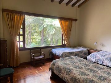 CASA FINCA EN RIONEGRO SECTOR LLANO GRANDE  UNIDAD CERRADA