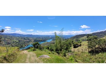 FINCA EN VENTA GRANADA ANTIOQUIA