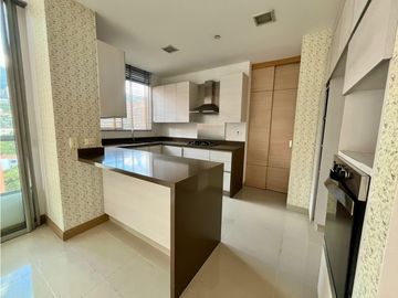 Venta Apartamento - Milla de Oro - Medellín