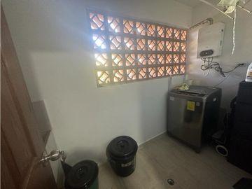 VENDO APARTAMENTO AMPLIOS ESPACIOS EN EL CARMEN DE VIBORAL