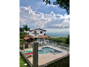 Santa Elena ( El Castillo) - Casa campestre en venta y/o permuta