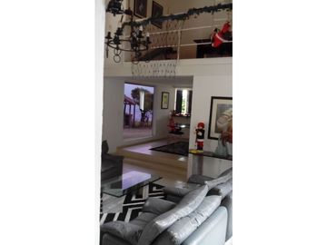 CASA CAMPESTRE LOMA ESCOBERO ENVIGADO