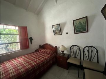CASA-LOTE EN ZONA URBANA