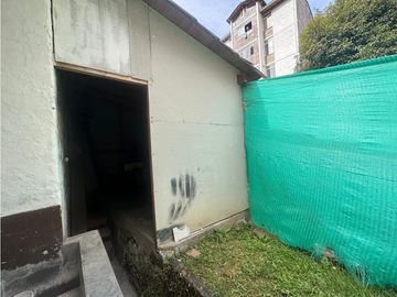 CASA-LOTE EN ZONA URBANA