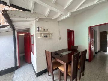 CASA-LOTE EN ZONA URBANA