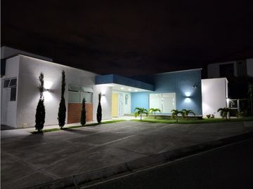 VENDO CASA CAMPESTRE VIA ARMENIA
