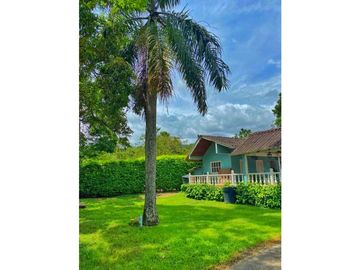 Maat vende Casa Campestre, Guaduas- La Cumbre 1.200m2 $730Millones