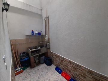 Casa de 2 pisos más terraza en venta Barrio Rincón del Bosque Palmira