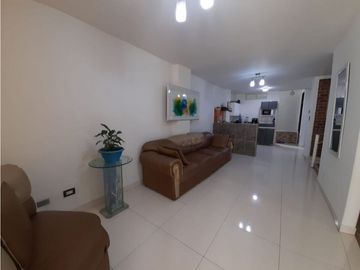 Casa de 2 pisos más terraza en venta Barrio Rincón del Bosque Palmira