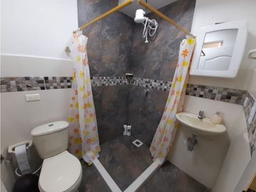 Casa de 2 pisos más terraza en venta Barrio Rincón del Bosque Palmira