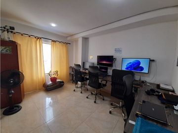 Casa de 2 pisos más terraza en venta Barrio Rincón del Bosque Palmira